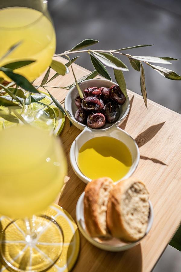 Olive Lemon Biophilic House & Lush Forest Garden Vamos Luaran gambar