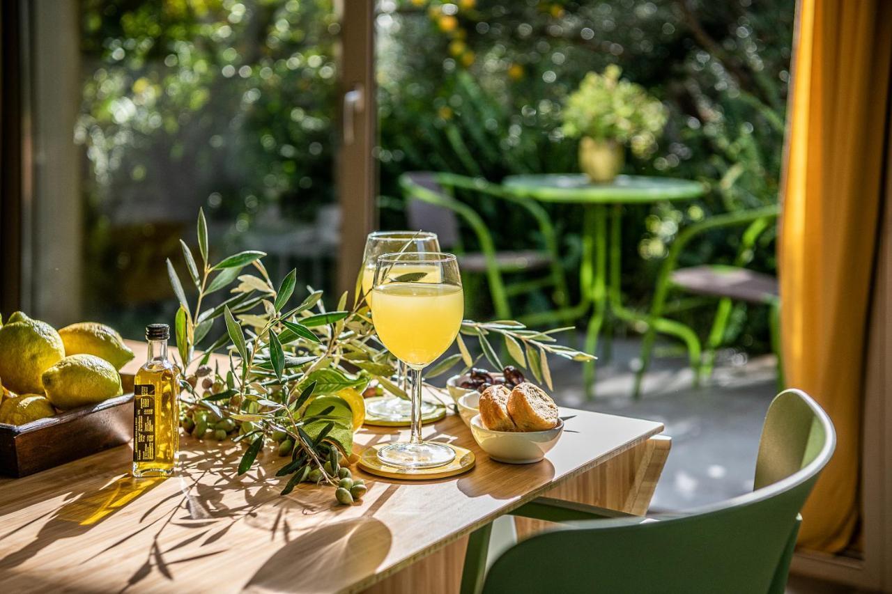 Olive Lemon Biophilic House & Lush Forest Garden Vamos Luaran gambar