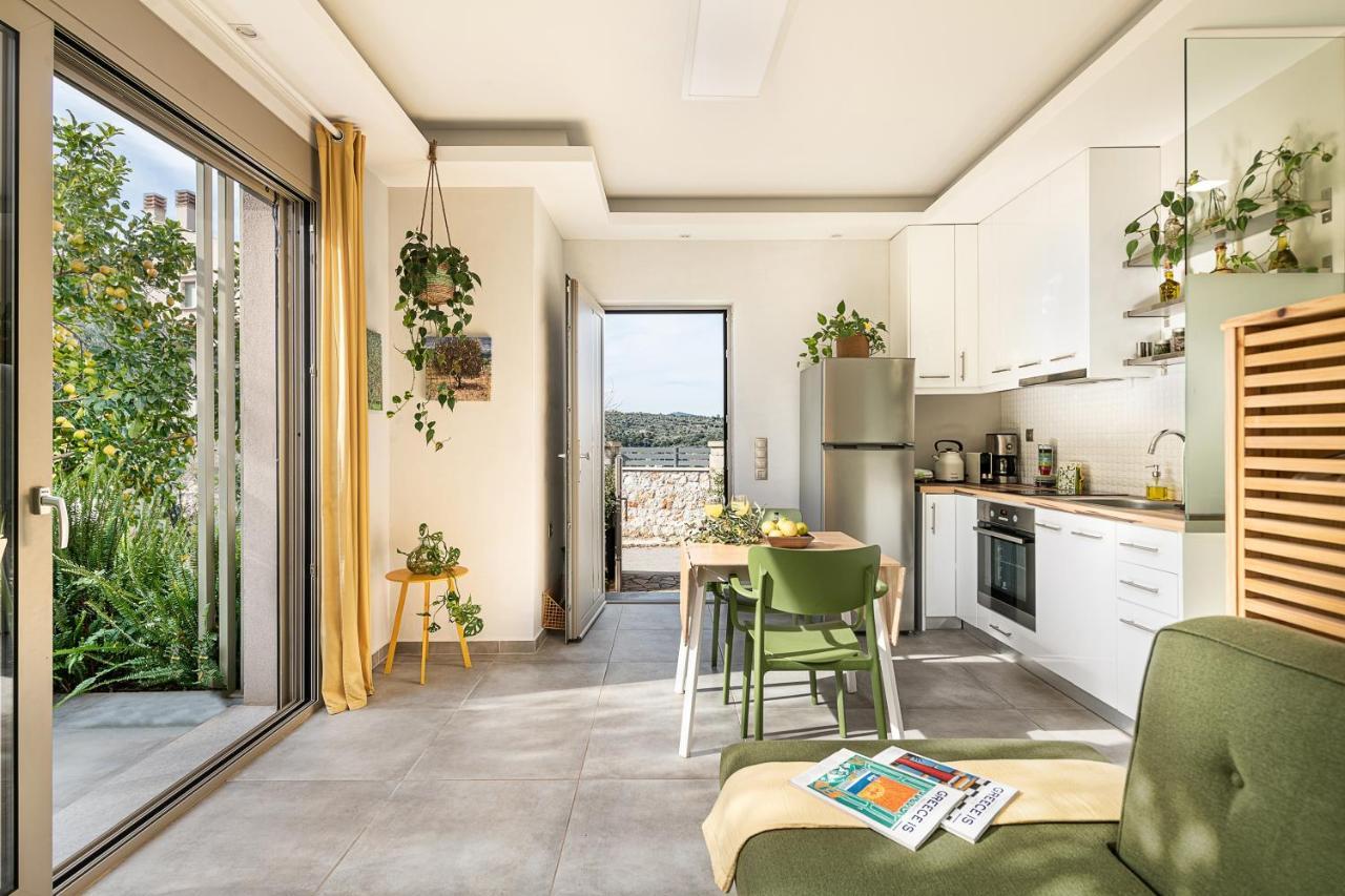 Olive Lemon Biophilic House & Lush Forest Garden Vamos Luaran gambar