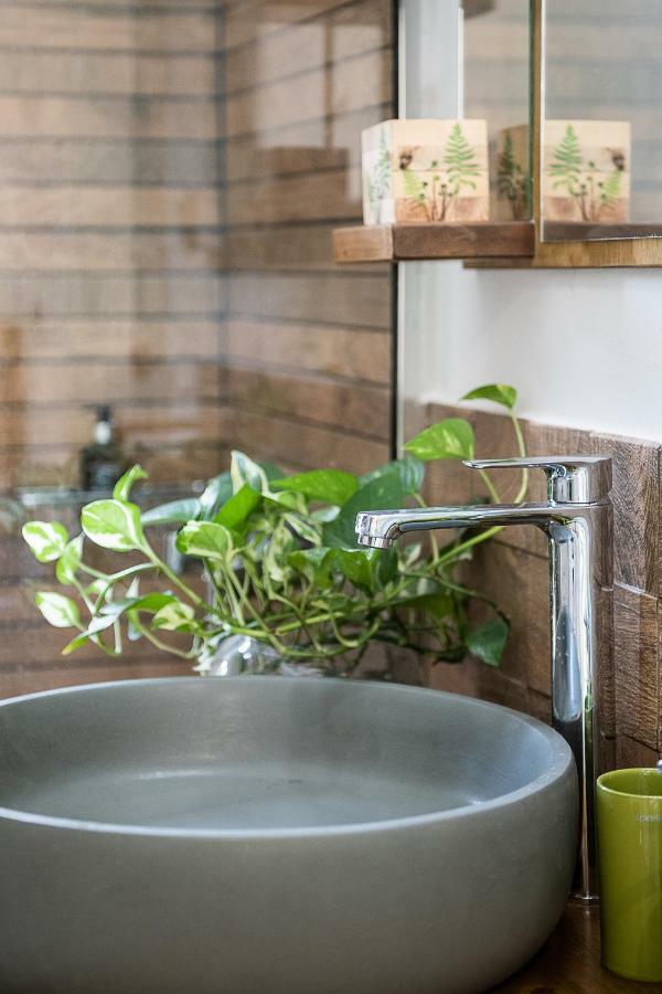 Olive Lemon Biophilic House & Lush Forest Garden Vamos Luaran gambar